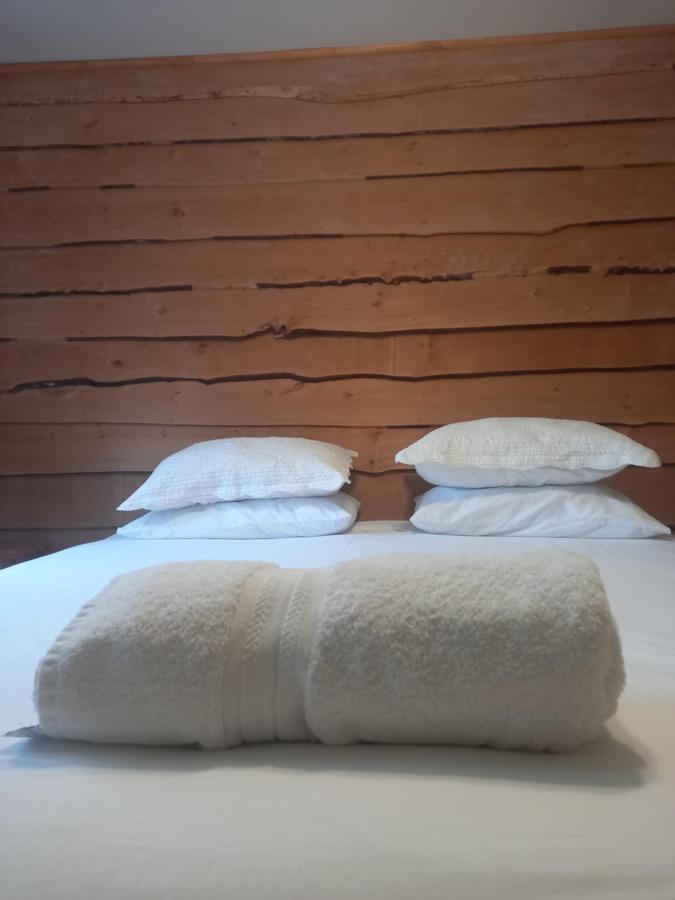 Cabanas Senderos Puyuhuapi Luaran gambar